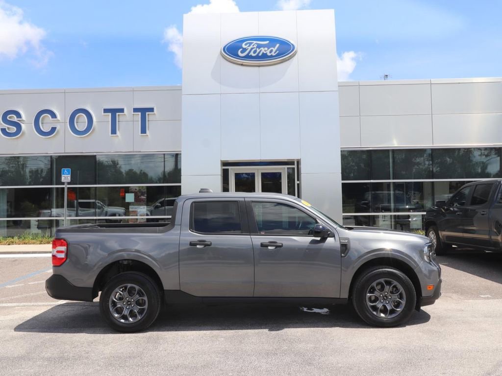 Certified 2025 Ford Maverick XLT w/ XLT Luxury Package AWD/4WD image 16