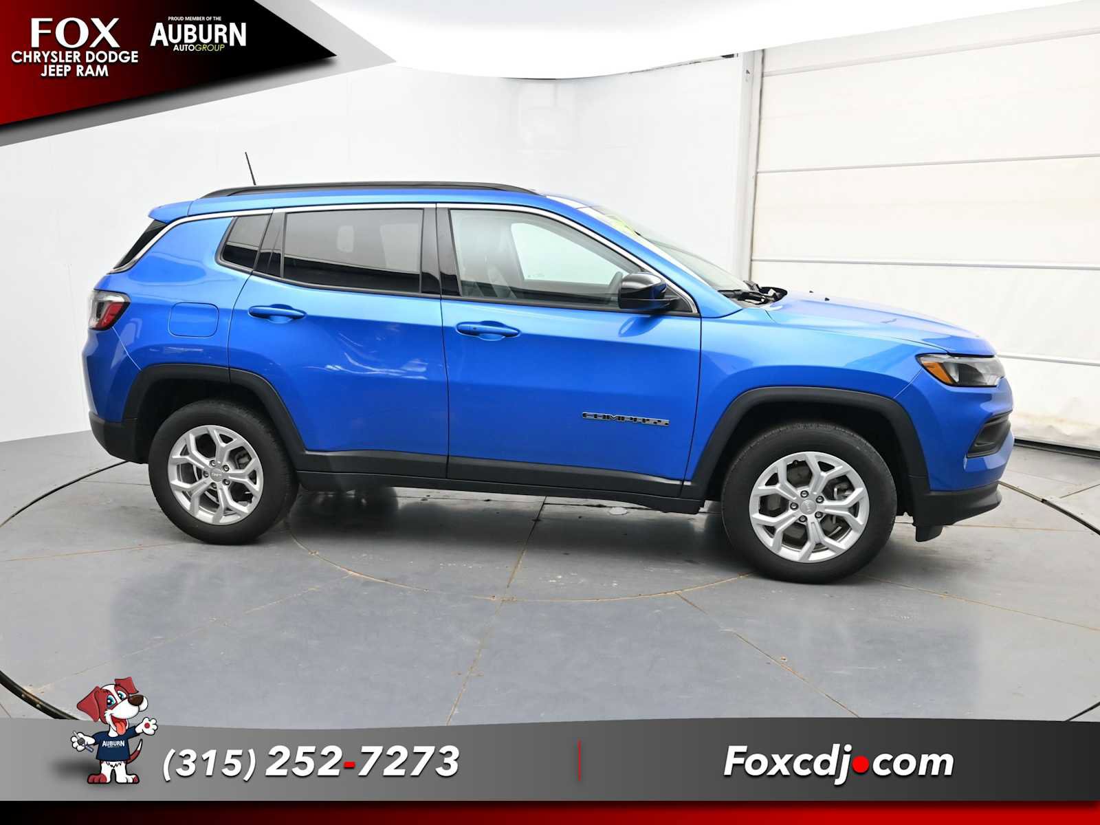 Used 2024 Jeep Compass Latitude w/ Convenience Group image 13