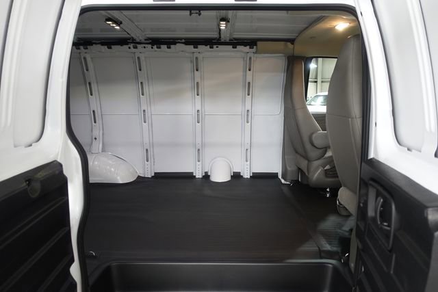 New 2026 Chevrolet Express 2500 RWD image 16