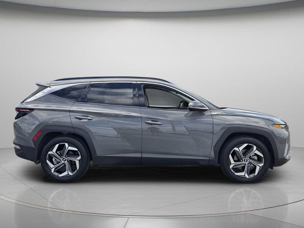 Certified 2024 Hyundai Tucson Limited FWD image 4