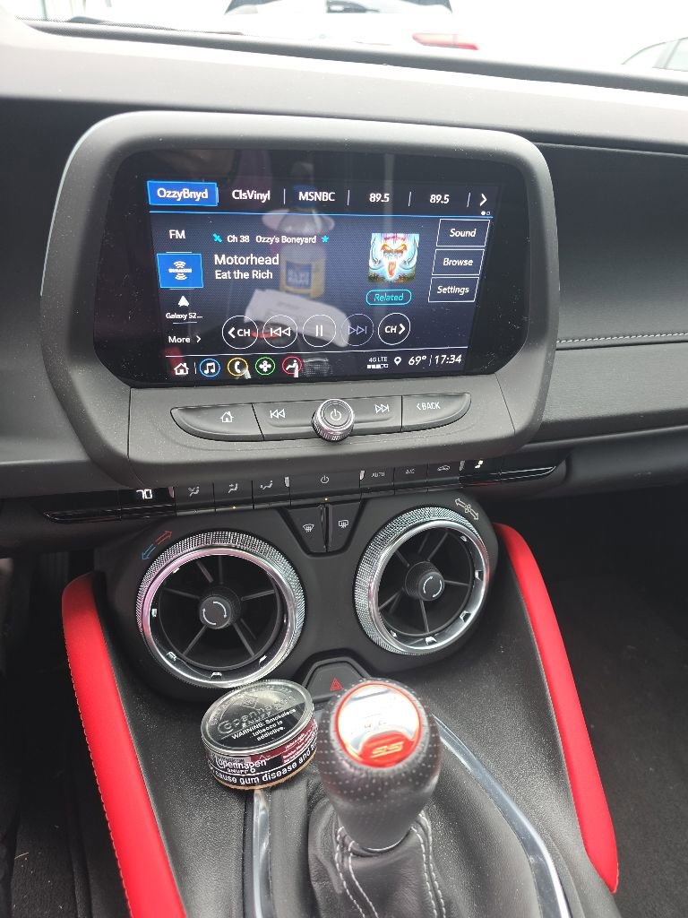 Used 2023 Chevrolet Camaro SS RWD image 5