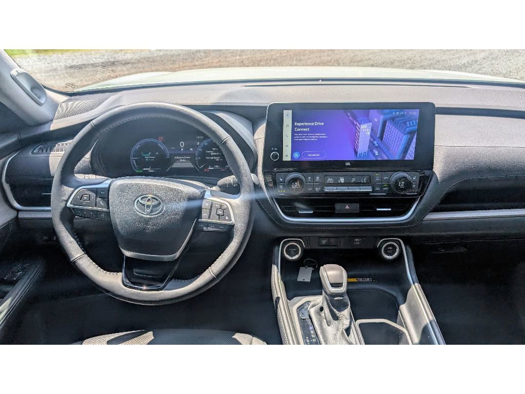 Used 2024 Toyota Grand Highlander Limited image 30