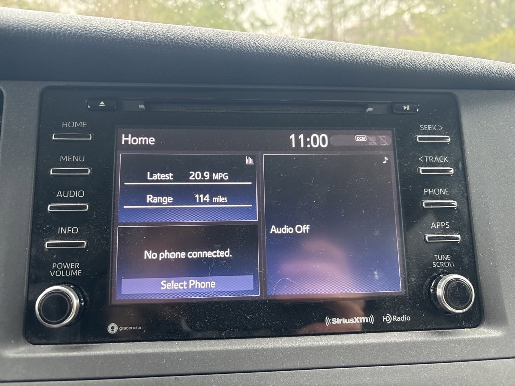 Used 2018 Toyota Sienna LE image 23