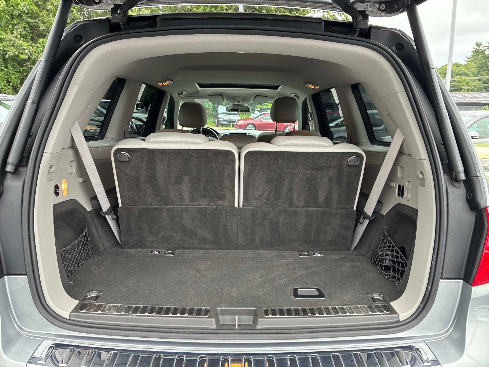 Used 2015 Mercedes-Benz GL 450 4MATIC image 14