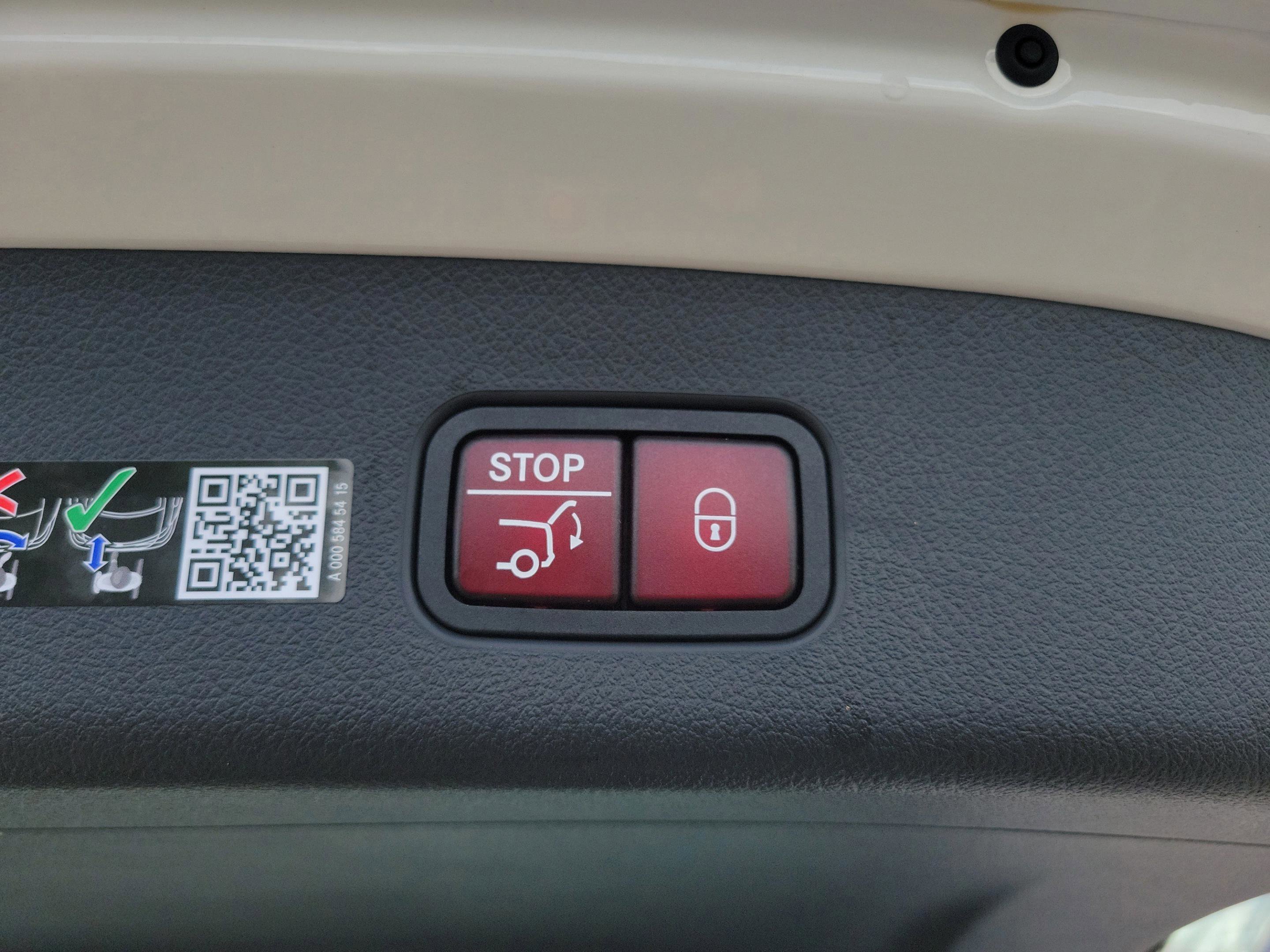 New 2026 Mercedes-Benz GLC 43 AMG 4MATIC image 11