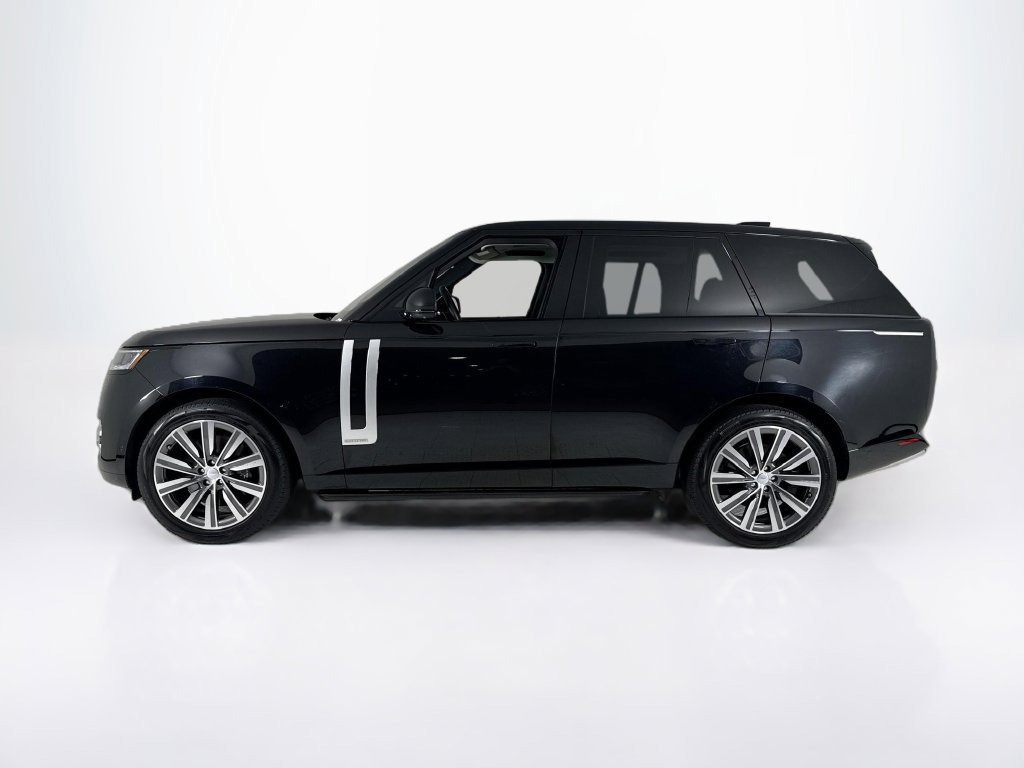 Used 2023 Land Rover Range Rover Autobiography AWD/4WD image 2