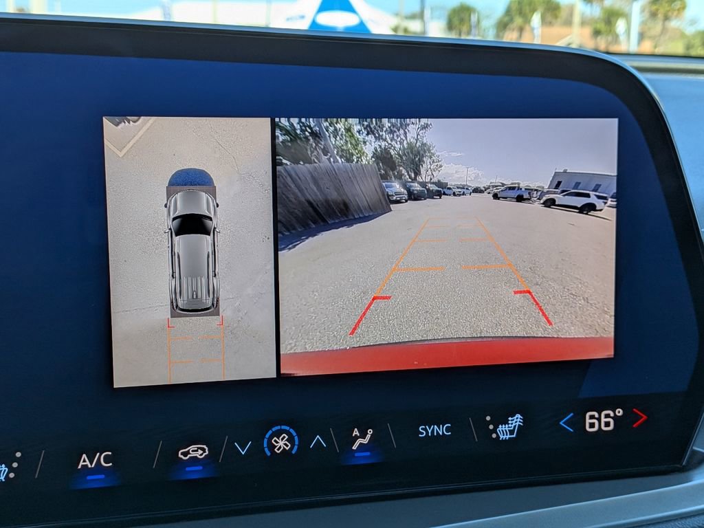 Used 2024 Chevrolet Traverse LT w/ LPO, Floor Liner Package image 22