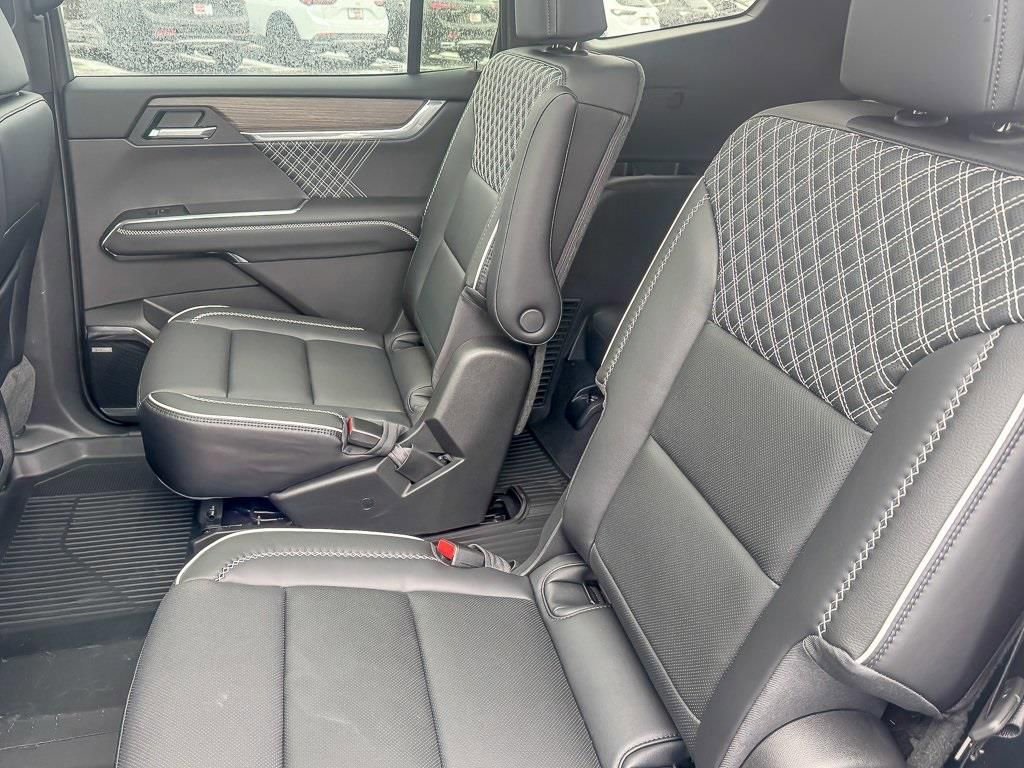 New 2026 GMC Acadia Denali w/ Super Cruise Package image 13