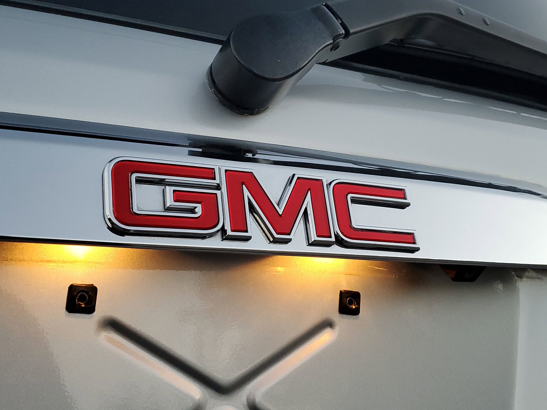 Used 2016 GMC Acadia Denali image 7