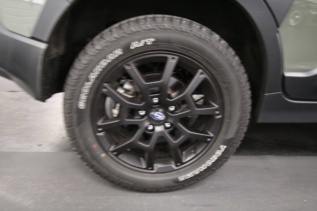 Used 2024 Subaru Crosstrek 2.5i Wilderness AWD/4WD image 32