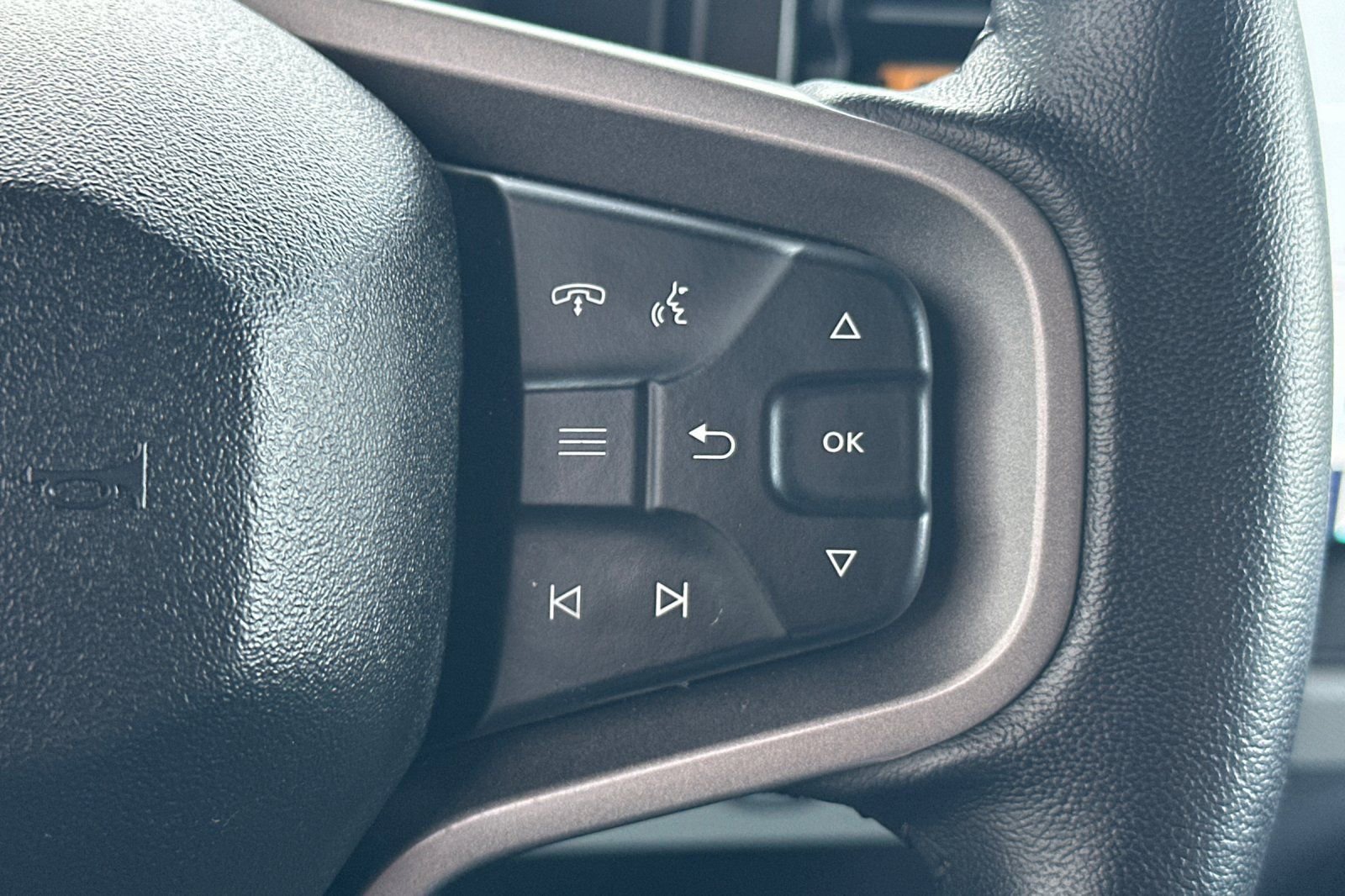 Used 2023 Ford Bronco Badlands image 29