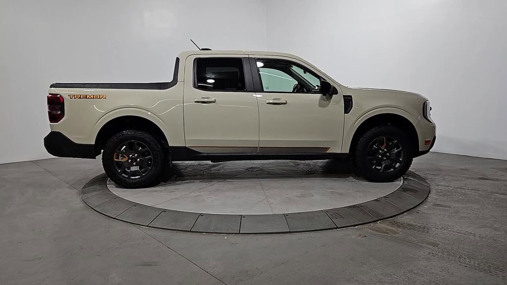Used 2025 Ford Maverick Tremor image 7