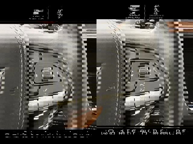 Certified 2023 Cadillac Escalade Premium Luxury Platinum w/ LPO, Radiant Package image 18