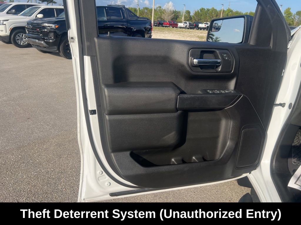 Used 2024 Chevrolet Silverado 1500 Custom w/ Turbomax Blackout Package image 24
