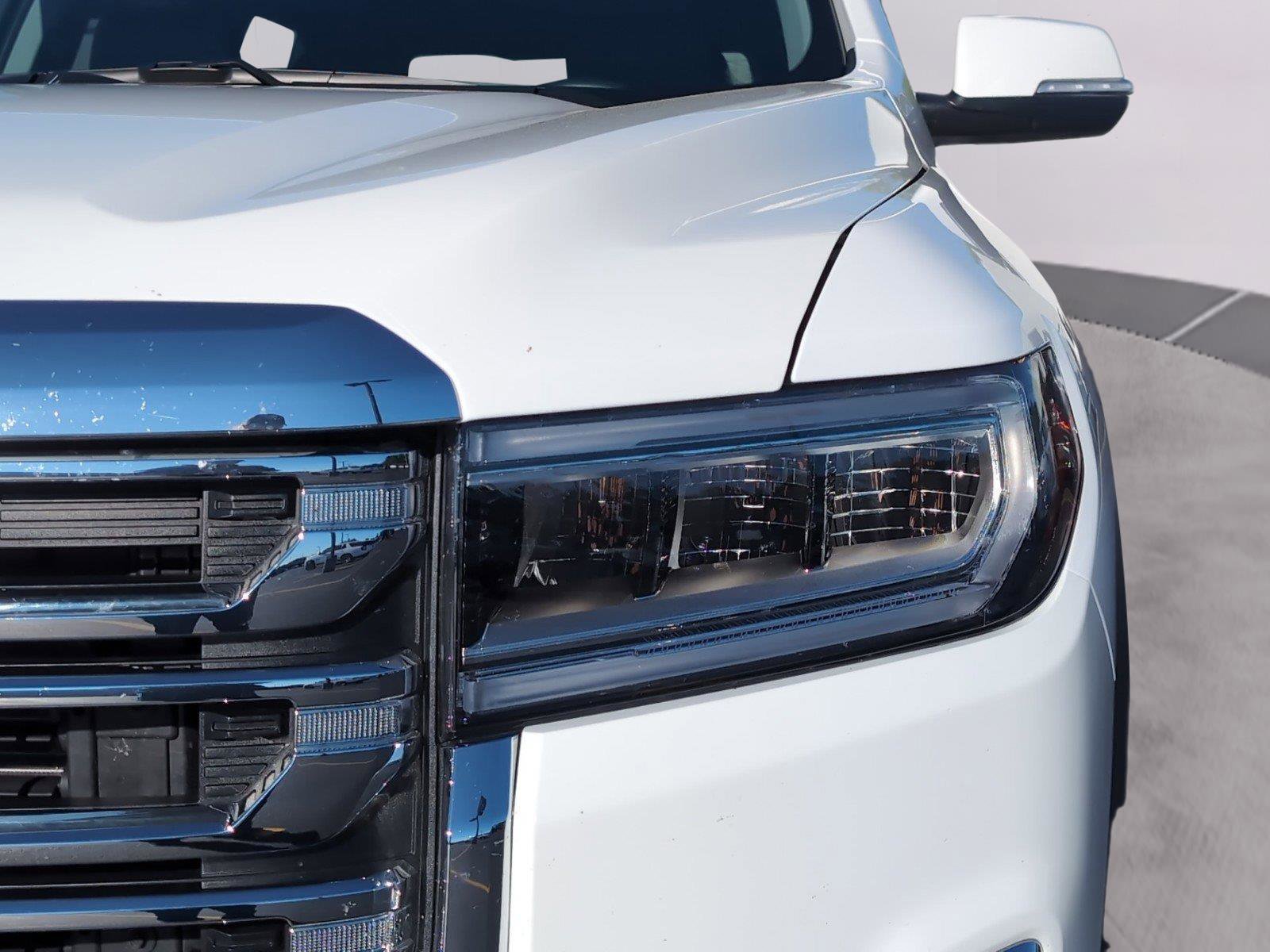 Used 2023 GMC Acadia SLT image 35