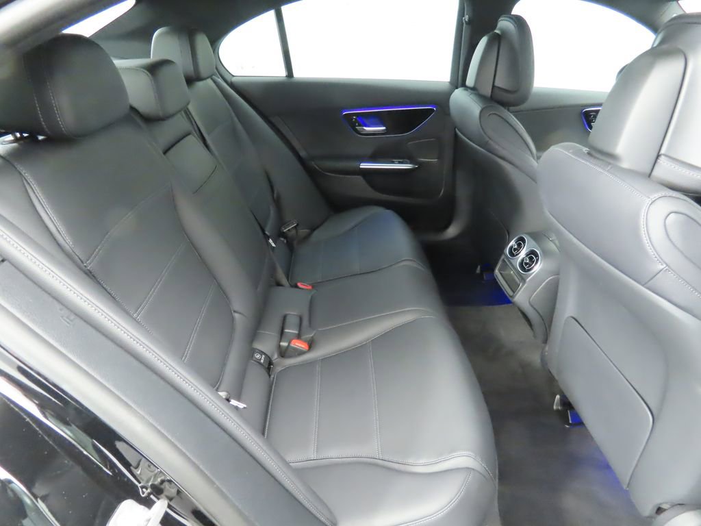 Used 2025 Mercedes-Benz C 300 Sedan image 22