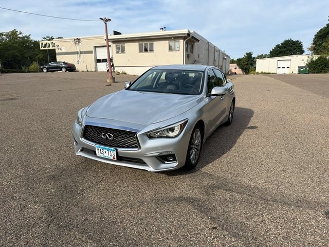 Used 2018 INFINITI Q50 Luxe w/ Sensory Package (Luxe) AWD/4WD image 7