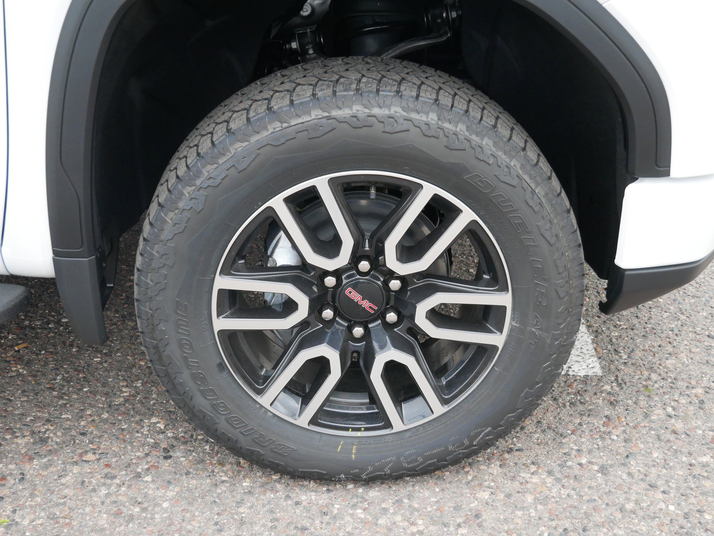 New 2026 GMC Sierra 1500 AT4 AWD/4WD image 3