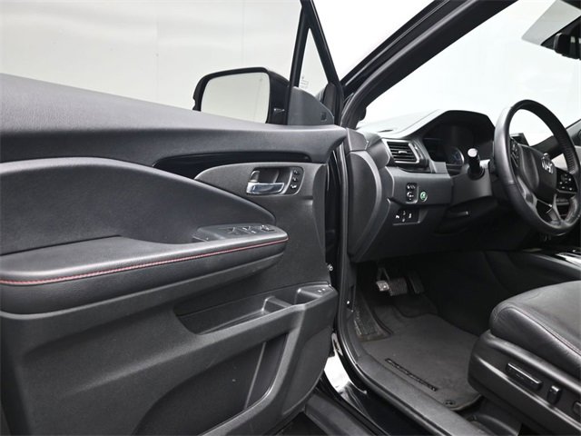 Used 2022 Honda Pilot Black Edition image 12
