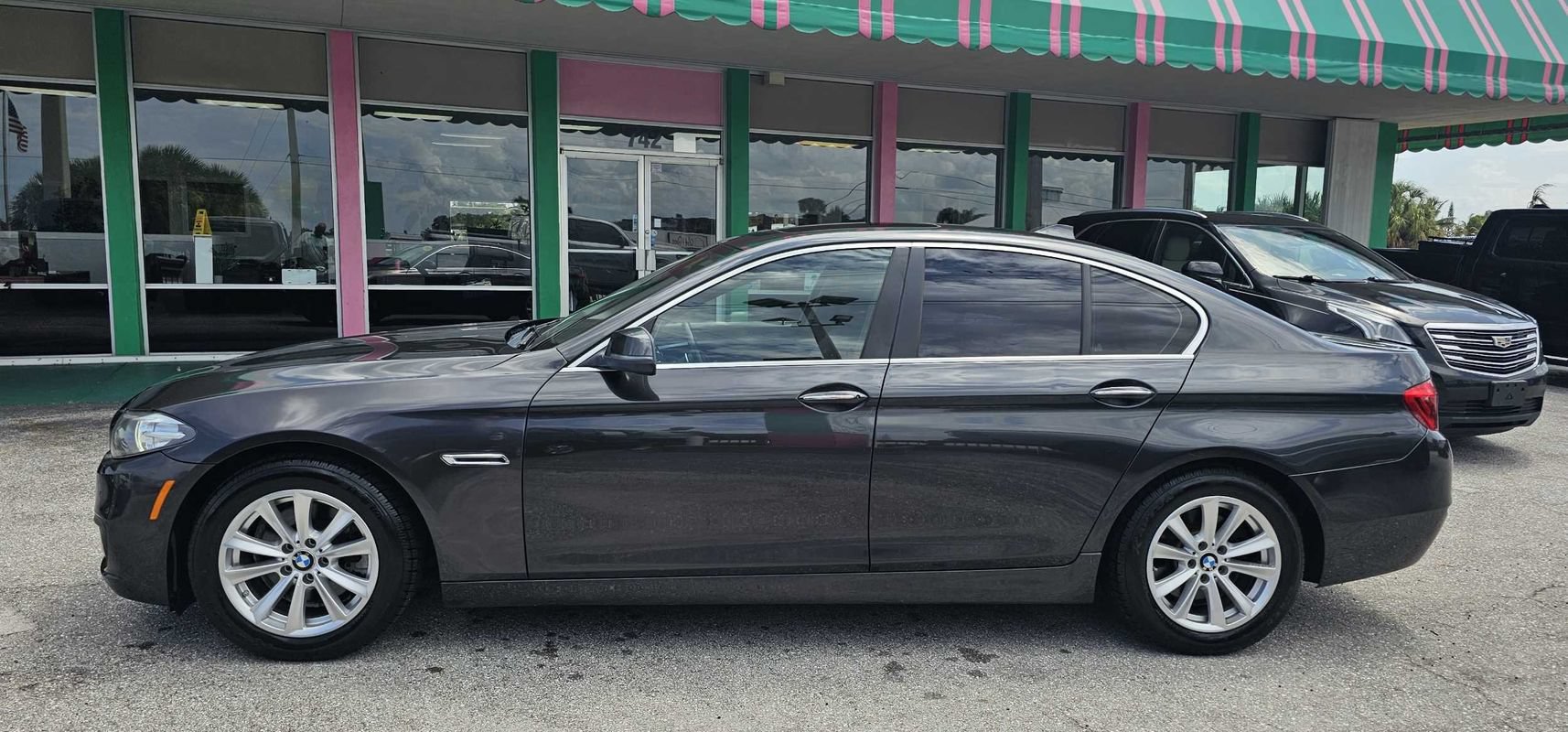 Used 2016 BMW 528i xDrive Sedan AWD/4WD image 2