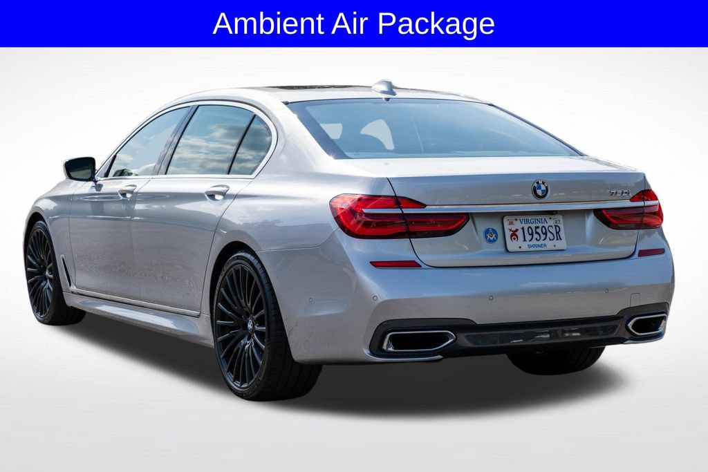 Used 2019 BMW 750i w/ Executive Package RWD image 6