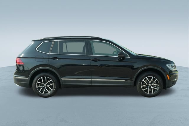 Used 2021 Volkswagen Tiguan SE AWD/4WD image 10