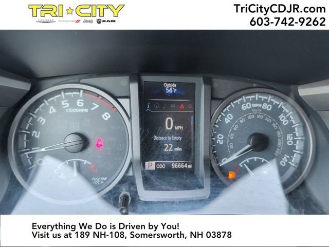 Used 2018 Toyota Tacoma TRD Off-Road w/ Technology Package image 19