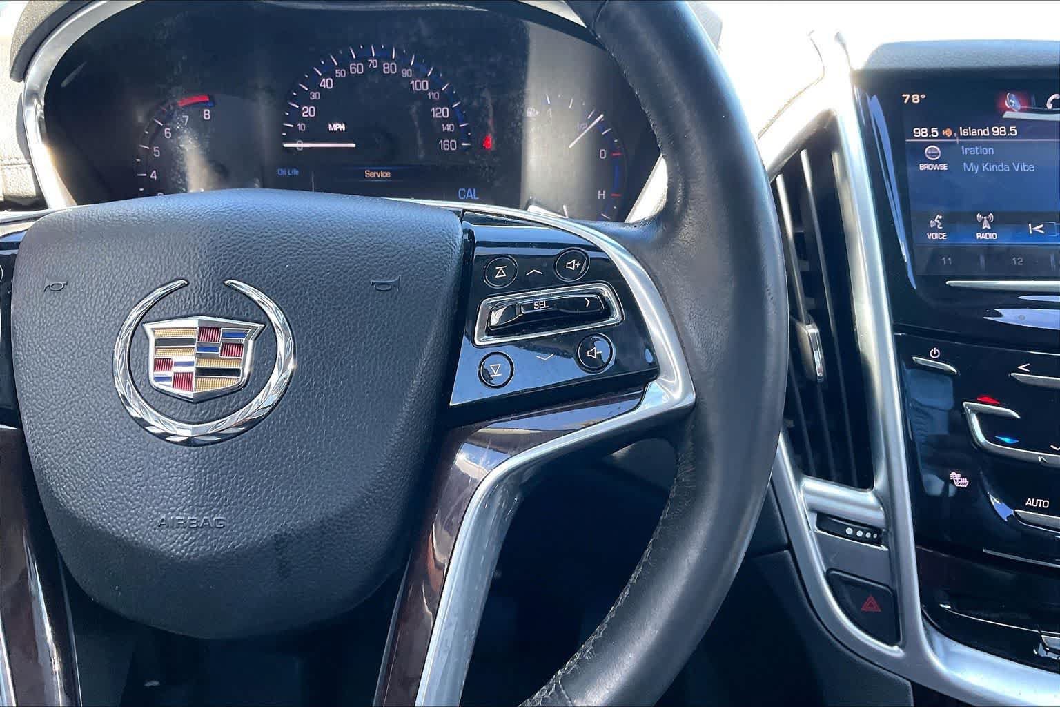 Used 2016 Cadillac SRX Luxury w/ Driver Awareness Package AWD/4WD image 25