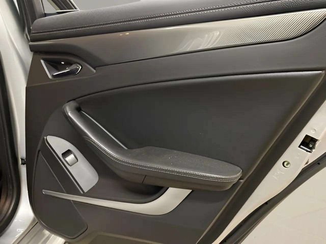 Used 2013 Cadillac CTS Luxury RWD image 60