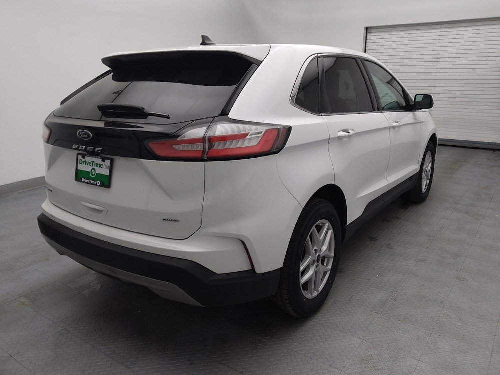 Used 2024 Ford Edge SEL image 10