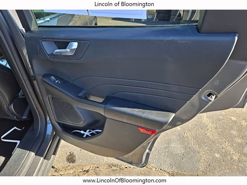 Used 2025 Ford Escape Platinum w/ Premium Technology Package image 49