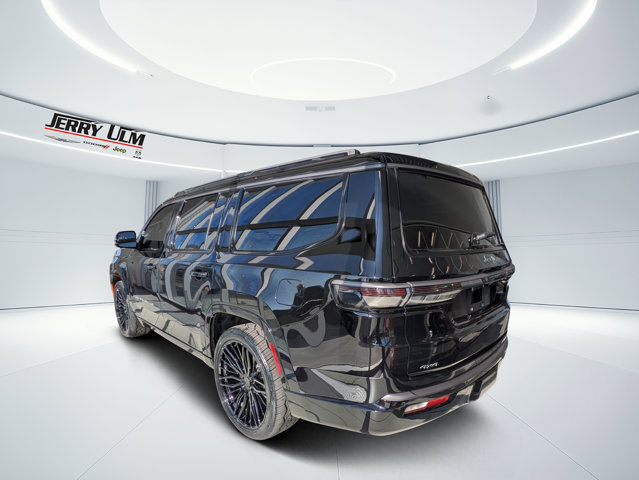 New 2026 Jeep Grand Wagoneer Summit w/ Rear Seat Video Group I AWD/4WD image 5