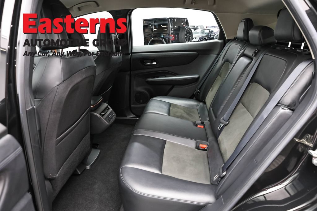 Used 2023 Nissan Ariya FWD image 21
