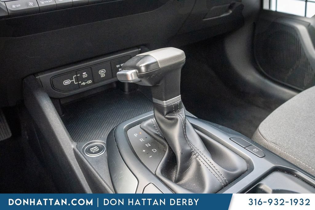 Used 2025 Kia K4 FWD image 12