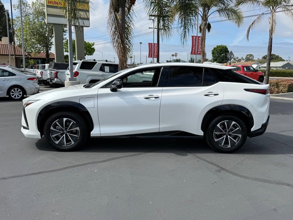 Used 2024 Lexus RZ 300e Premium w/ Technology Package image 7