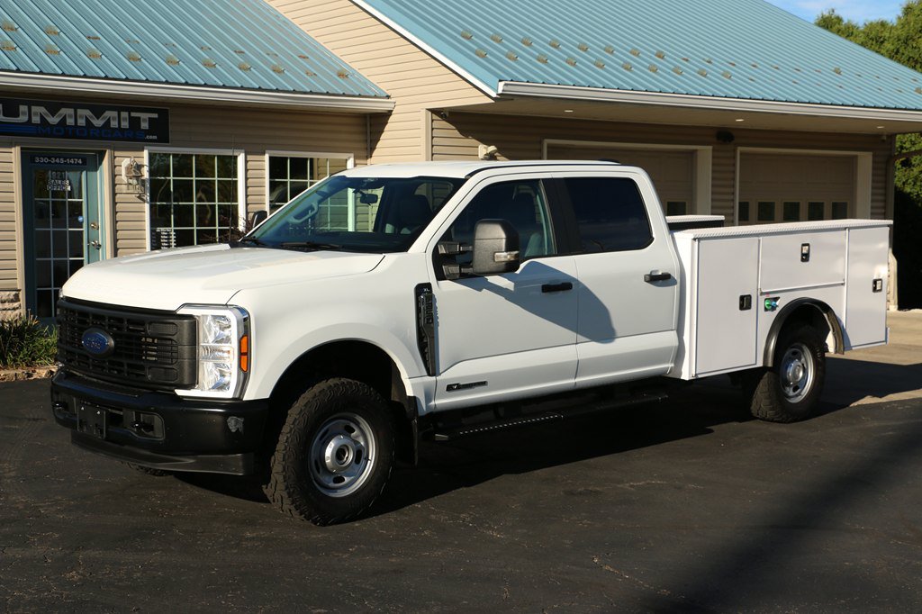 Used 2025 Ford F250 XL w/ XL Off-Road Package AWD/4WD image 1
