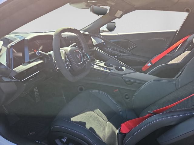 New 2027 Chevrolet Corvette Stingray Convertible w/ Stealth Interior Trim Package RWD image 9