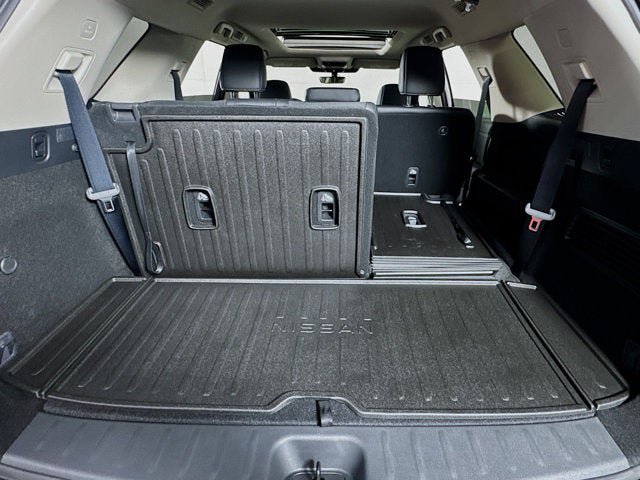 New 2026 Nissan Pathfinder Platinum w/ Cargo Package AWD/4WD image 30