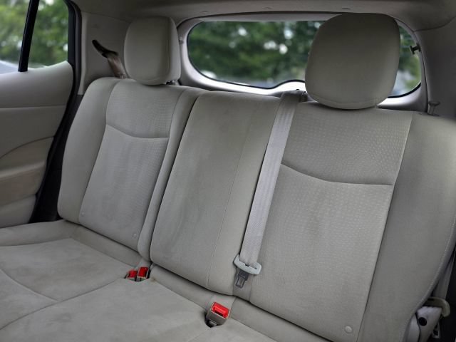 Used 2011 Nissan Leaf w/ Protection Pkg FWD image 7