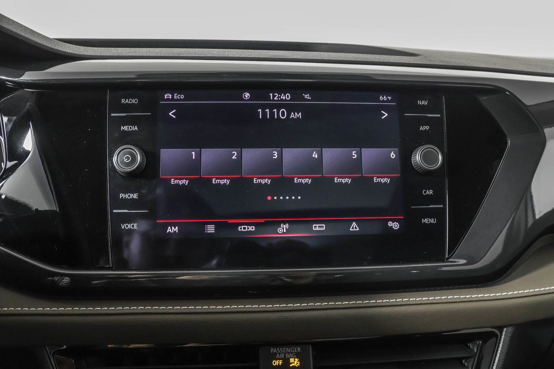 Certified 2024 Volkswagen Taos SEL image 31