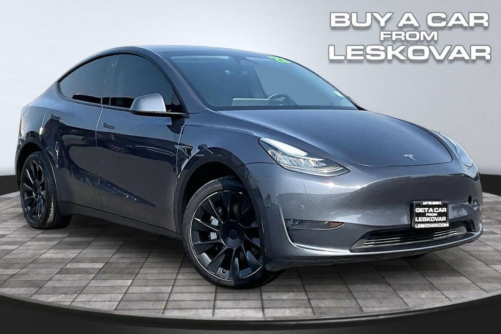 Used 2023 Tesla Model Y Long Range AWD/4WD image 1