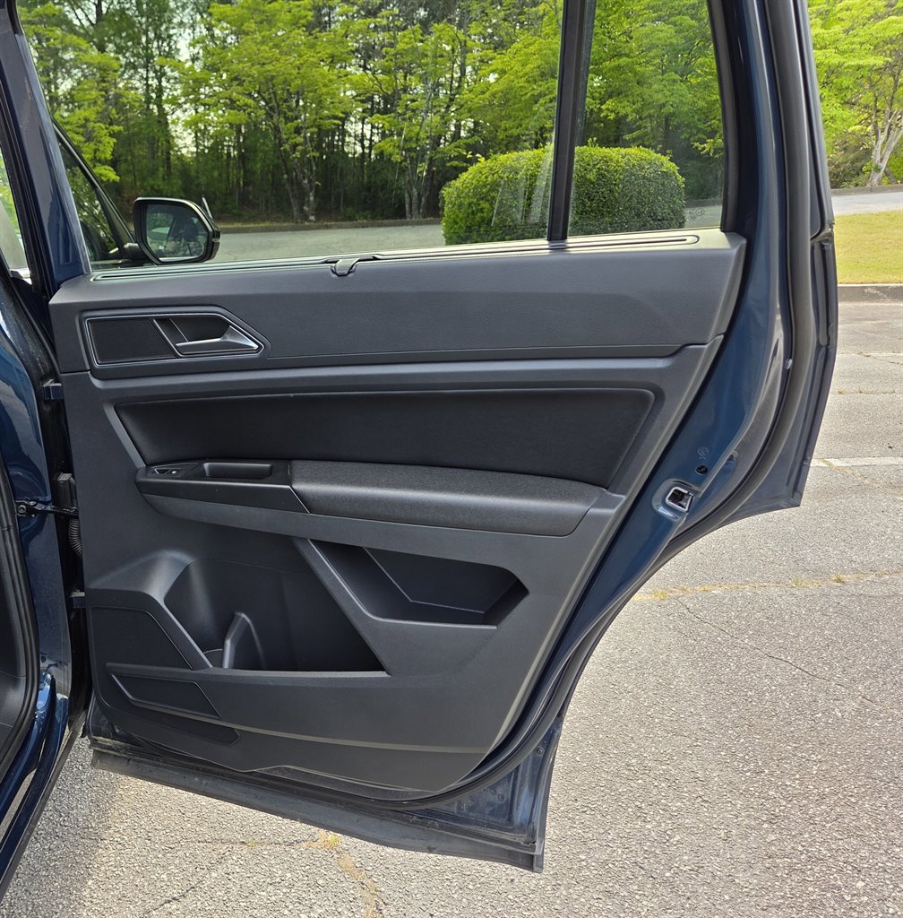 Used 2018 Volkswagen Atlas SEL image 35