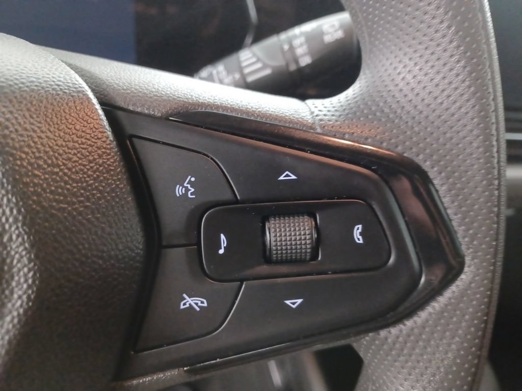 Used 2025 Chevrolet TrailBlazer LT FWD image 20