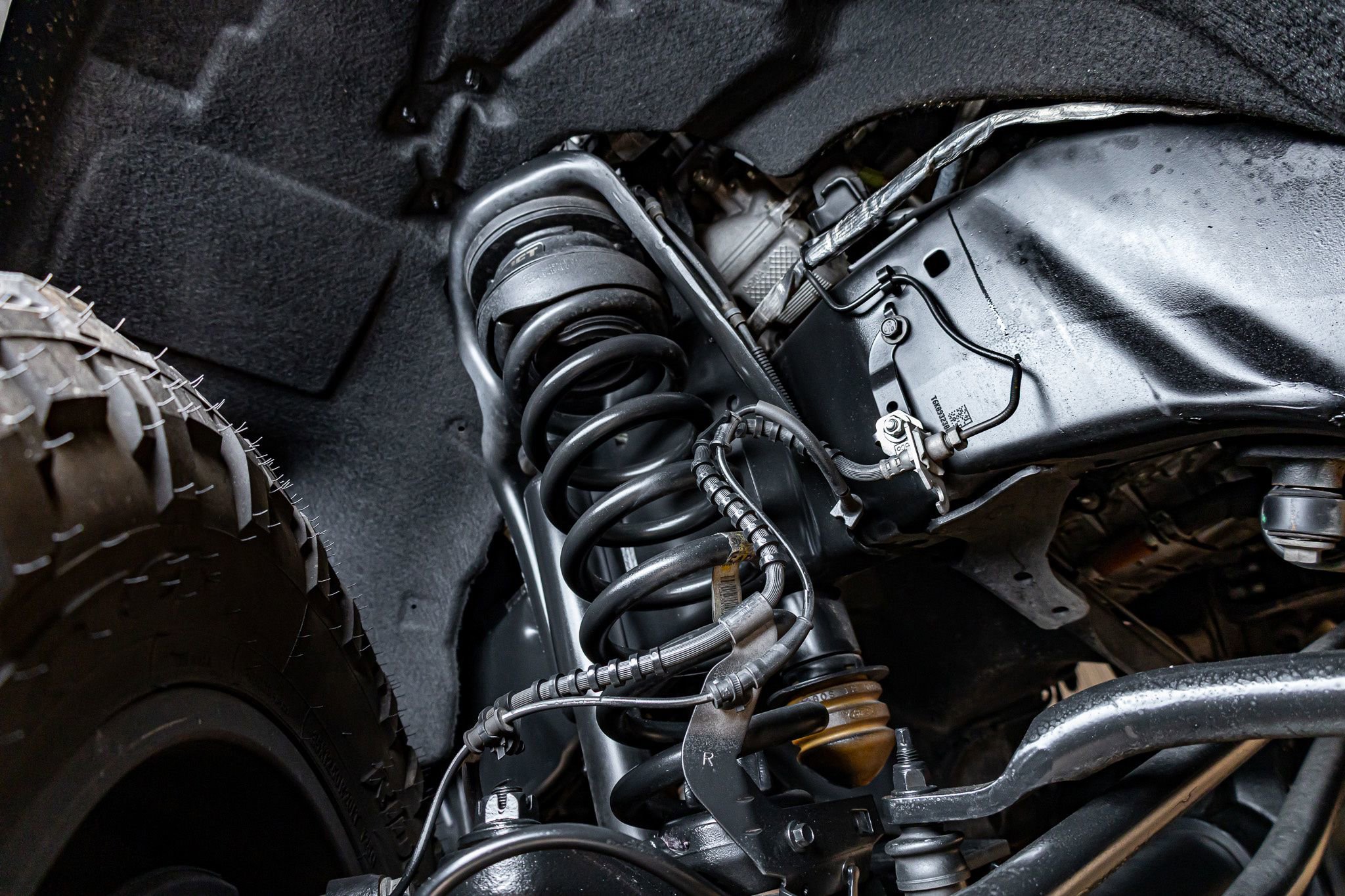 Used 2023 Ford F450 Lariat w/ Camper Package image 13