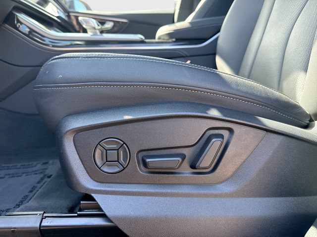 Used 2025 Audi Q8 Premium Plus w/ Premium Plus Package AWD/4WD image 17