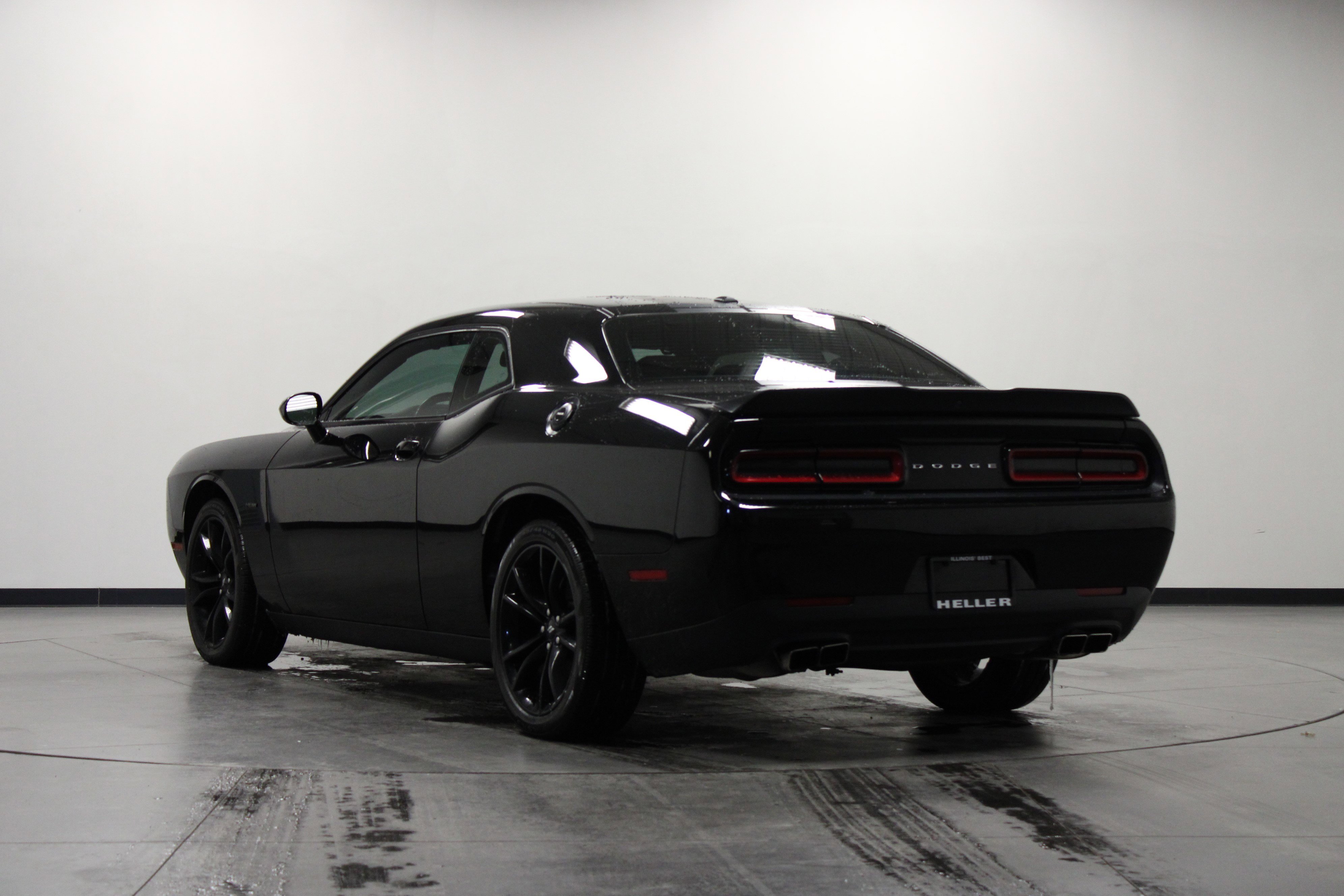 Used 2017 Dodge Challenger R/T w/ Blacktop Package image 6