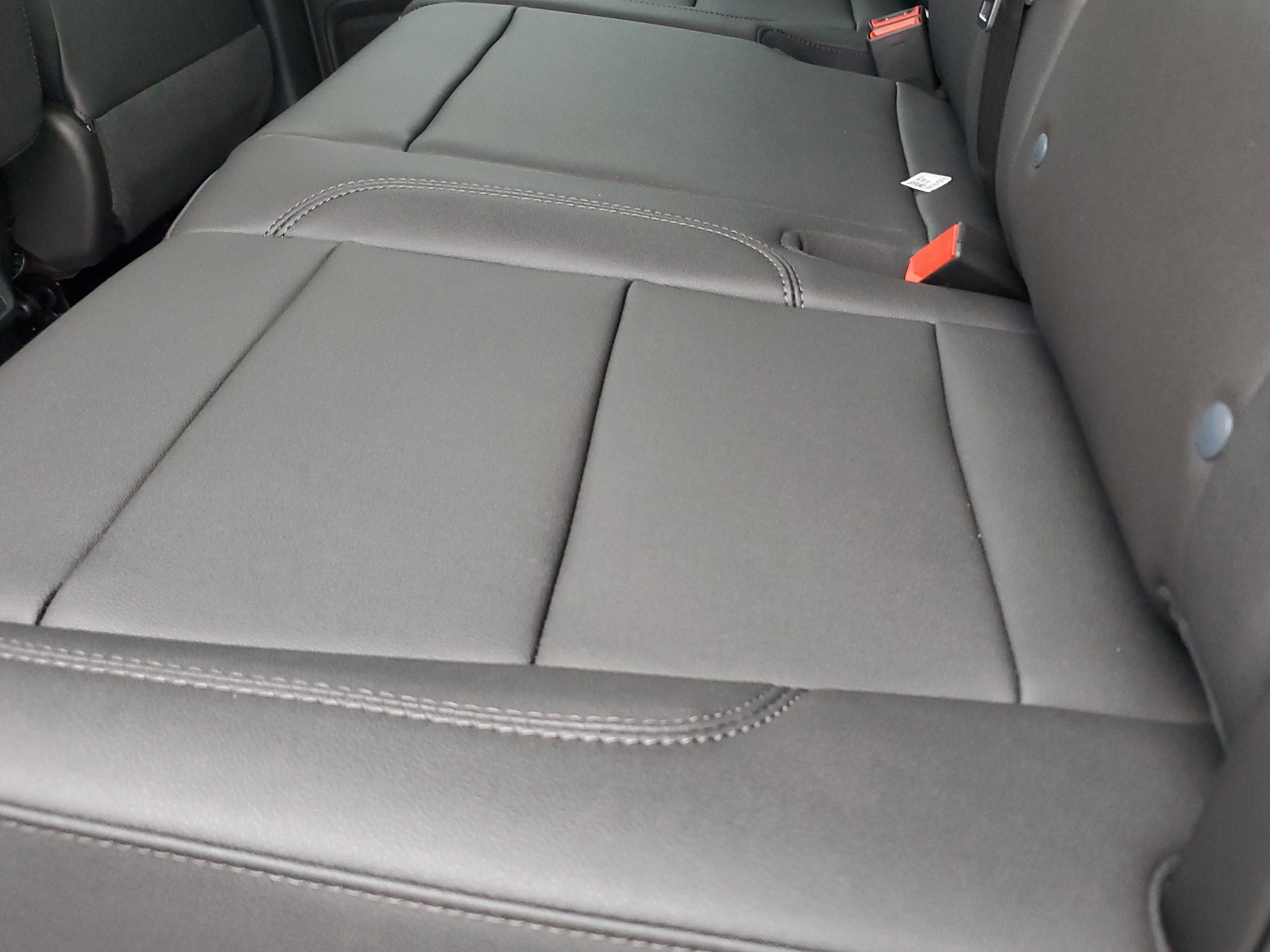 New 2025 GMC Sierra 3500 Pro w/ Convenience Package image 32