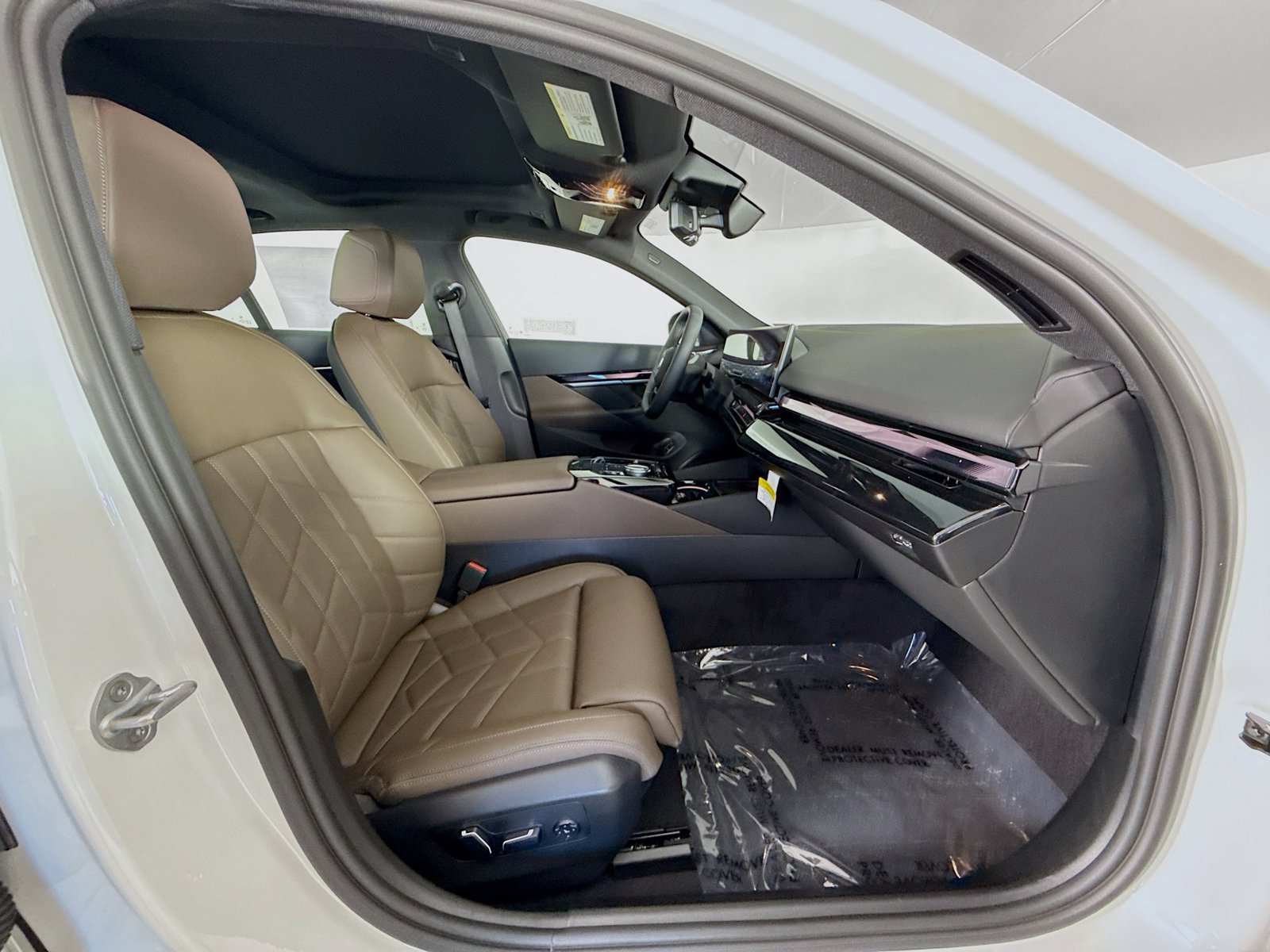 New 2027 BMW i5 eDrive40 RWD image 30
