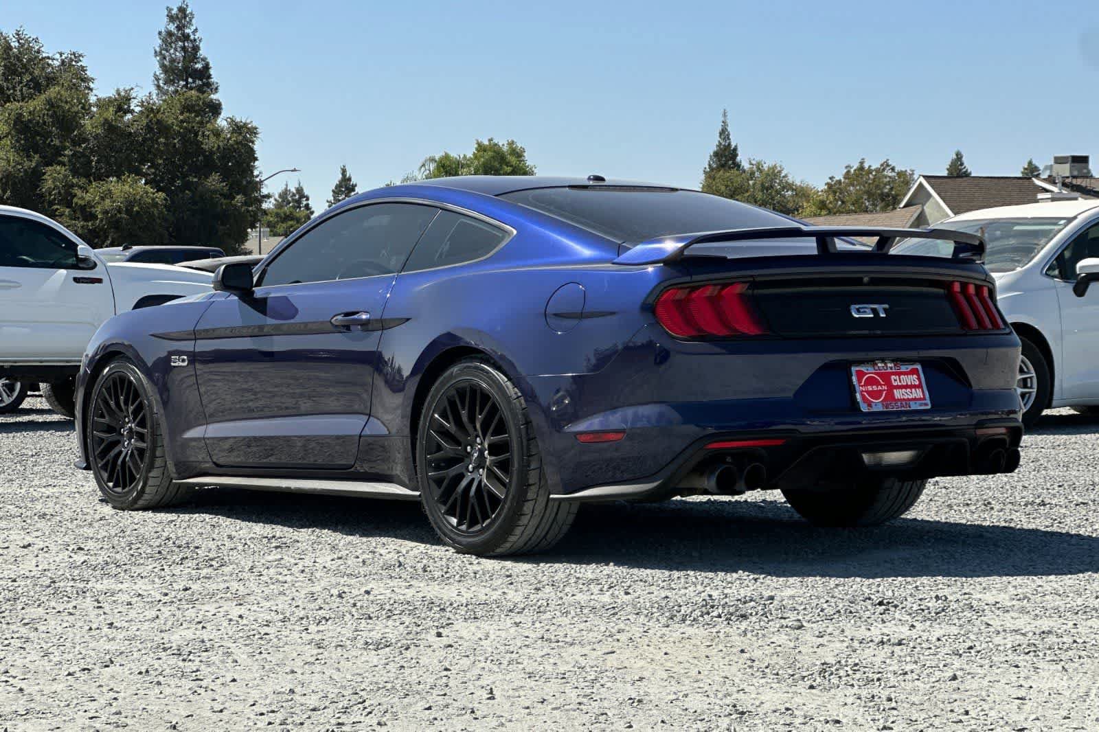 Used 2018 Ford Mustang GT w/ GT Performance Package RWD image 7