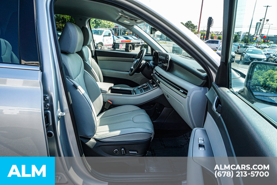 Used 2025 Hyundai Palisade SEL FWD image 24